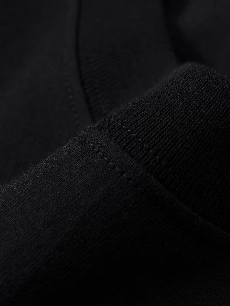 Stillform Essential Oversized 90s Tee